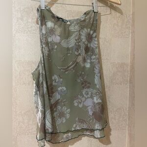 Bebe MADE IN USA Cut out back green and white floral tank top Size M